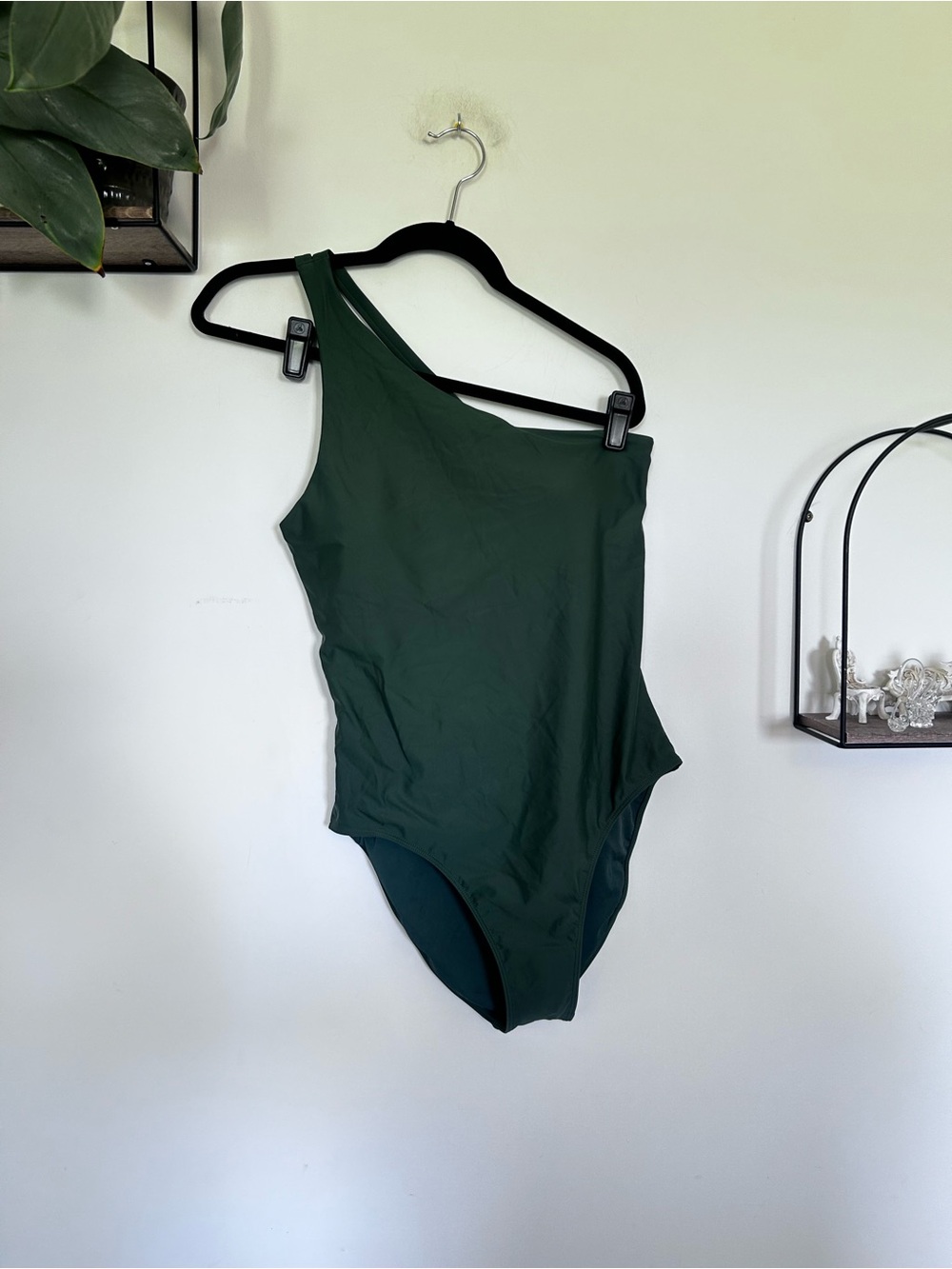 NWT Quince Palm Green Italian One Shoulder One-Piece Swimsuit Size Large